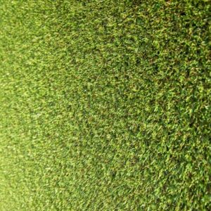 Mantenimiento del césped artificial en invierno