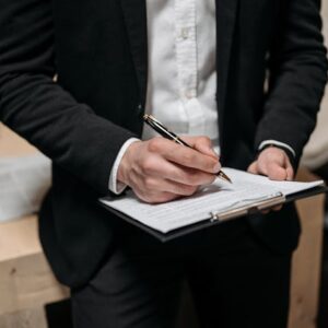 Errores más comunes al iniciar un divorcio sin asesoramiento profesional