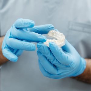 Diferencias entre férula de bruxismo a medida y férulas genéricas de farmacia